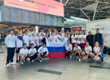 Сборная команда России заняла первое общекомандное место на 42 международном турнире «Золотая перчатка Воеводины» среди юниоров и юниорок 17-18 лет.